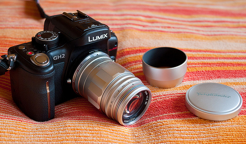 Panasonic LUMIX DMC-GH2 + Voigtlander APO-Lanthar 90/3.5 MC